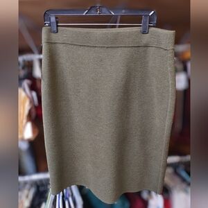 Eileen Fisher 100% Wool Textured Olive Green Pencil Skirt Size Medium